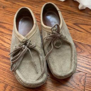 Clark’s Originals Wallabees size 8